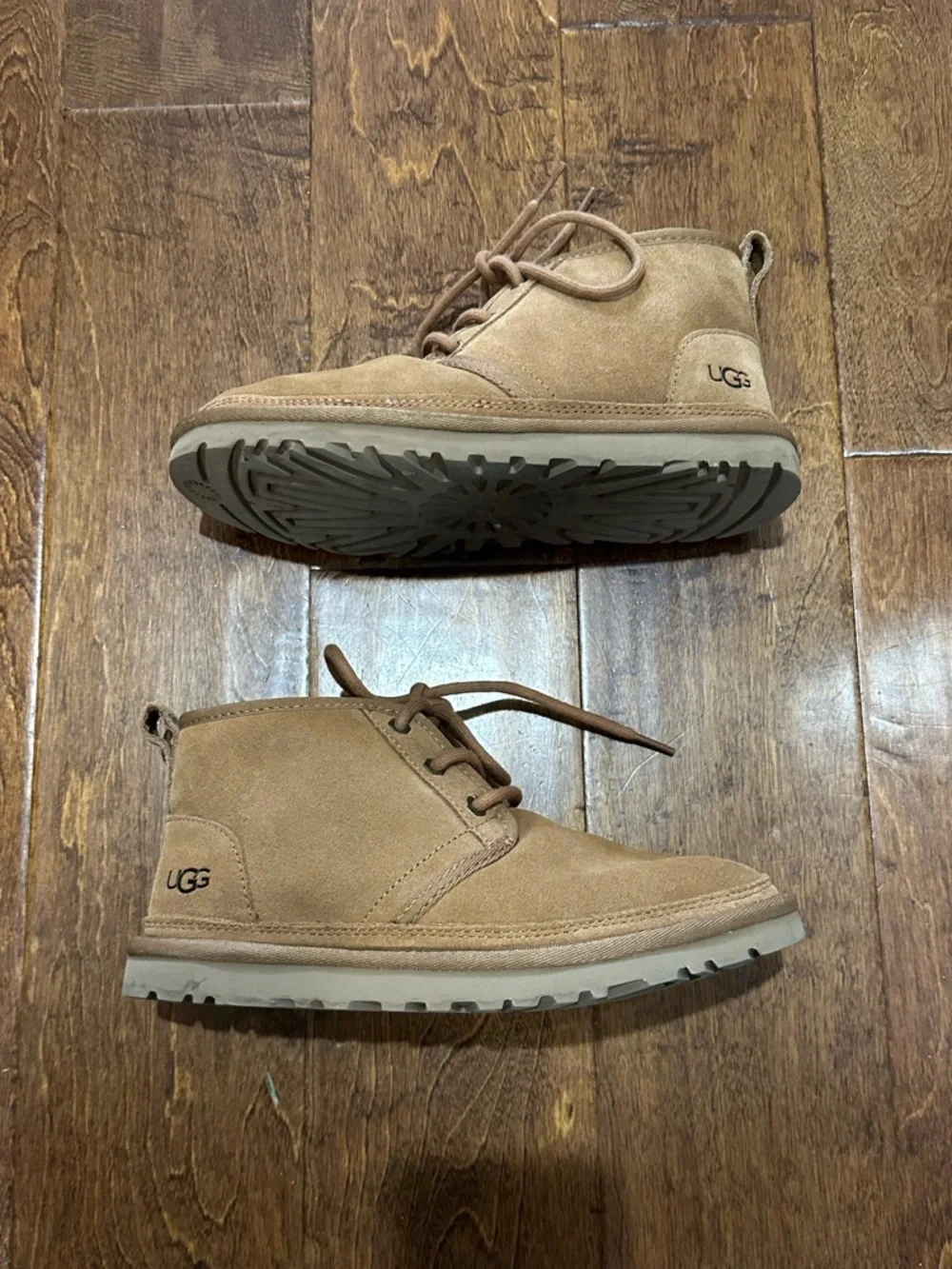 UGG Neumel Women’s lace up boots - Picture 3 of 12